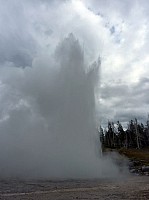 Yellowstone Old faithfull Grand Geyser (4).JPG